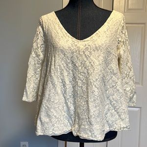 American eagle cream lace 3/4 sleeve top size medium
